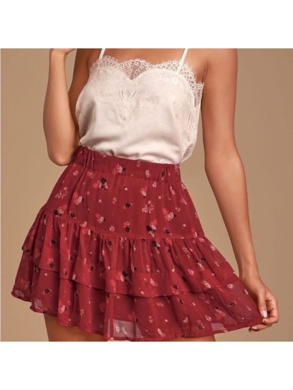 Free People From the Valley Red Floral Tiered Mini Skirt Sz XS